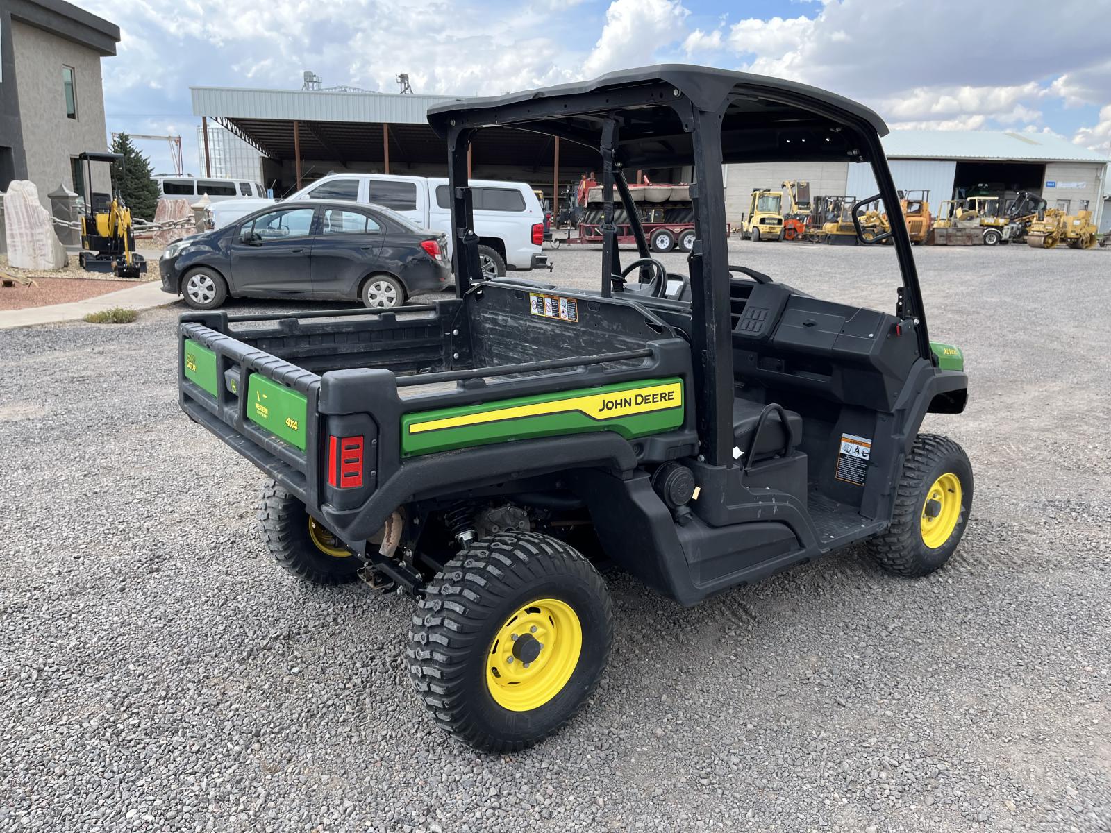 ./imagenes/INVOICE/2019/18260/JOHN DEERE XUV835E (4).JPG